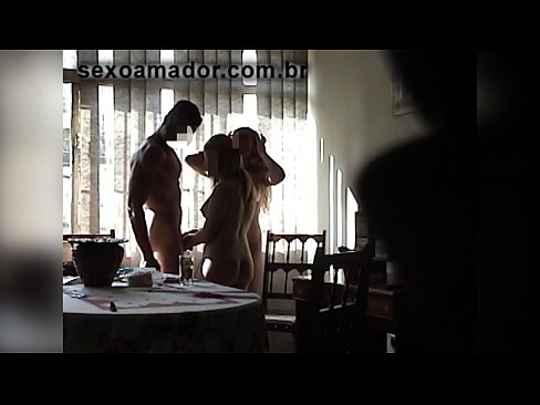 ❤️ Mmekọahụ enyi na-akpọ a ibu nwoke na a threesome na ya ❤️ Anal video ❌️❤