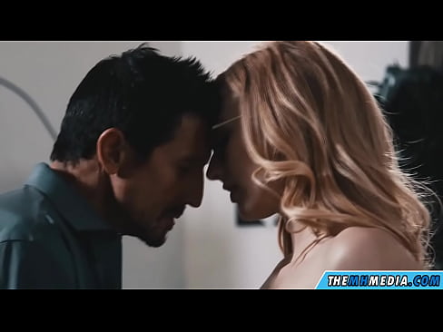 ❤️ Mmekọahụ ịhụnanya na-acha anụnụ anụnụ ❤️ Anal video ❌️❤