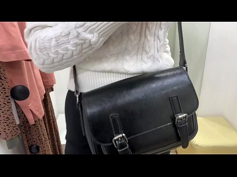 ❤️ Mmasị ọha na eze nke Anụ ọhịa na-eto eto FeralBerry nwere dildo n'ime ụlọ dabara adaba ❤️ Anal video ❌️❤